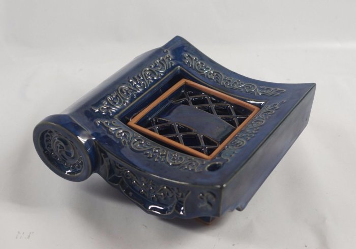 Japanese Ceramic Ashtray : r/pics Japanese Ceramic Ashtray : r/pics